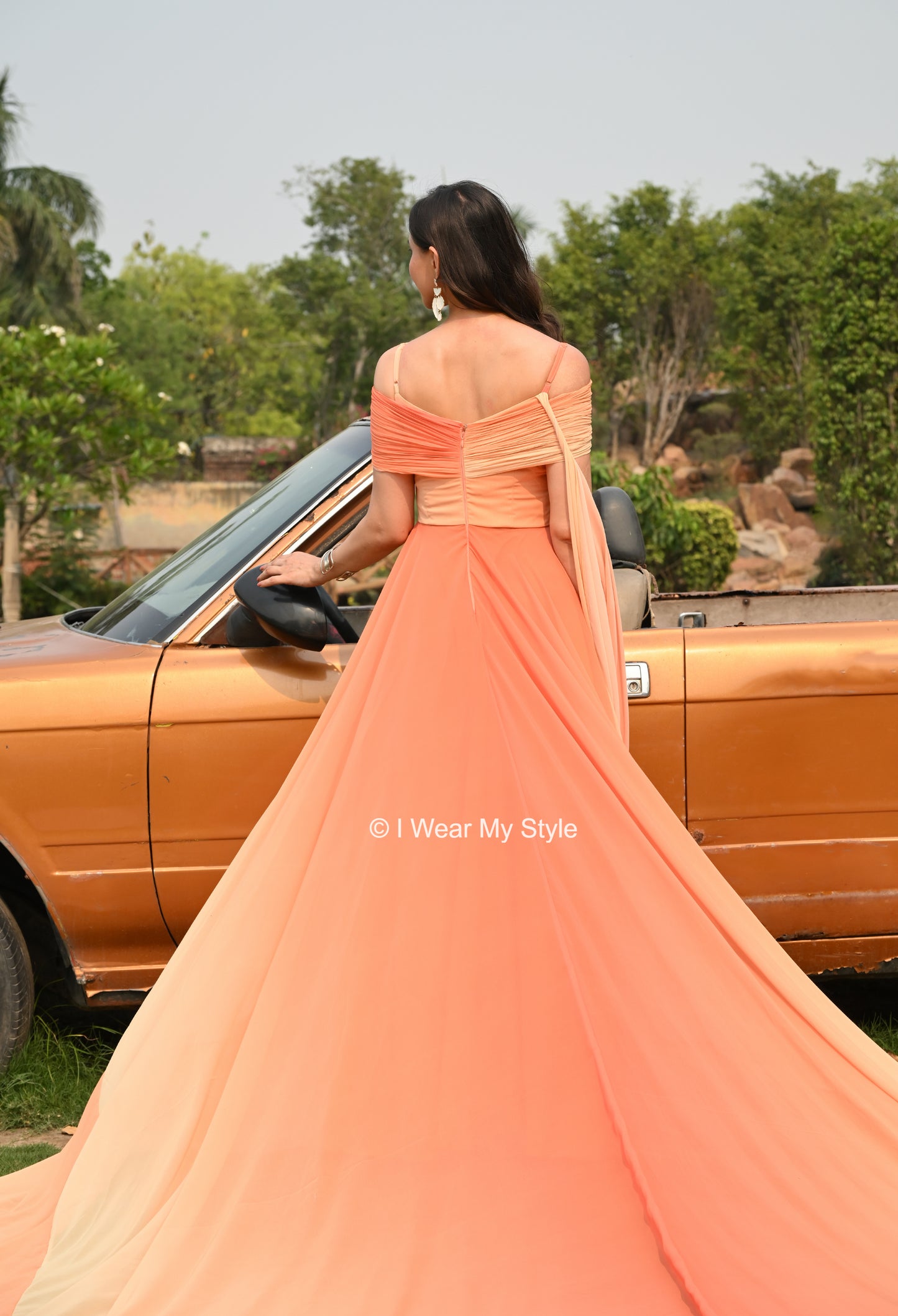 Midsummer night Dream Triple Layered Drape Twilight Mega Trail Prewedding Dress