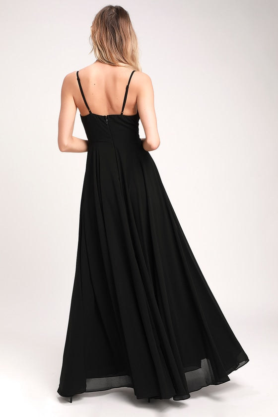 Ruched Detail Flared Black Maxi Dress