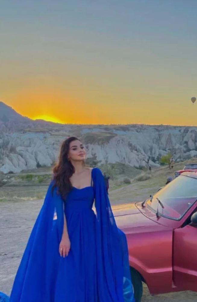 Royal Blue Trail and Trail Cape Sleeves Prewedding Gown