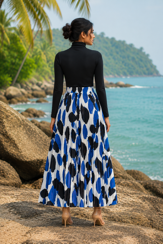 Bold abstract brushstroke-inspired print