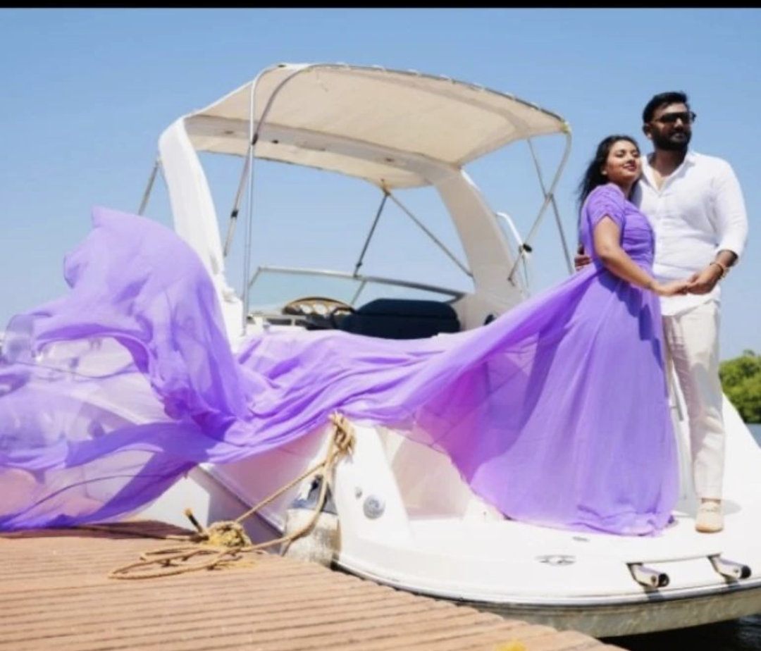 Lavender Knotted Prewedding Mega Trail Gown