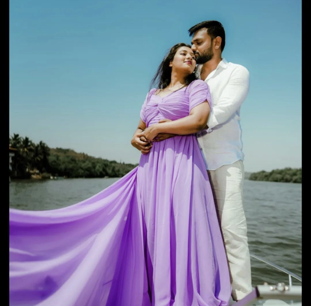 Lavender Knotted Prewedding Mega Trail Gown