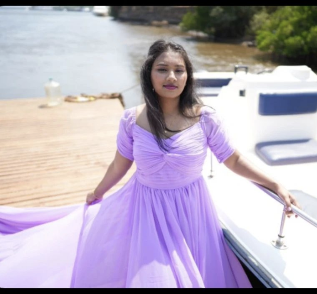 Lavender Knotted Prewedding Mega Trail Gown
