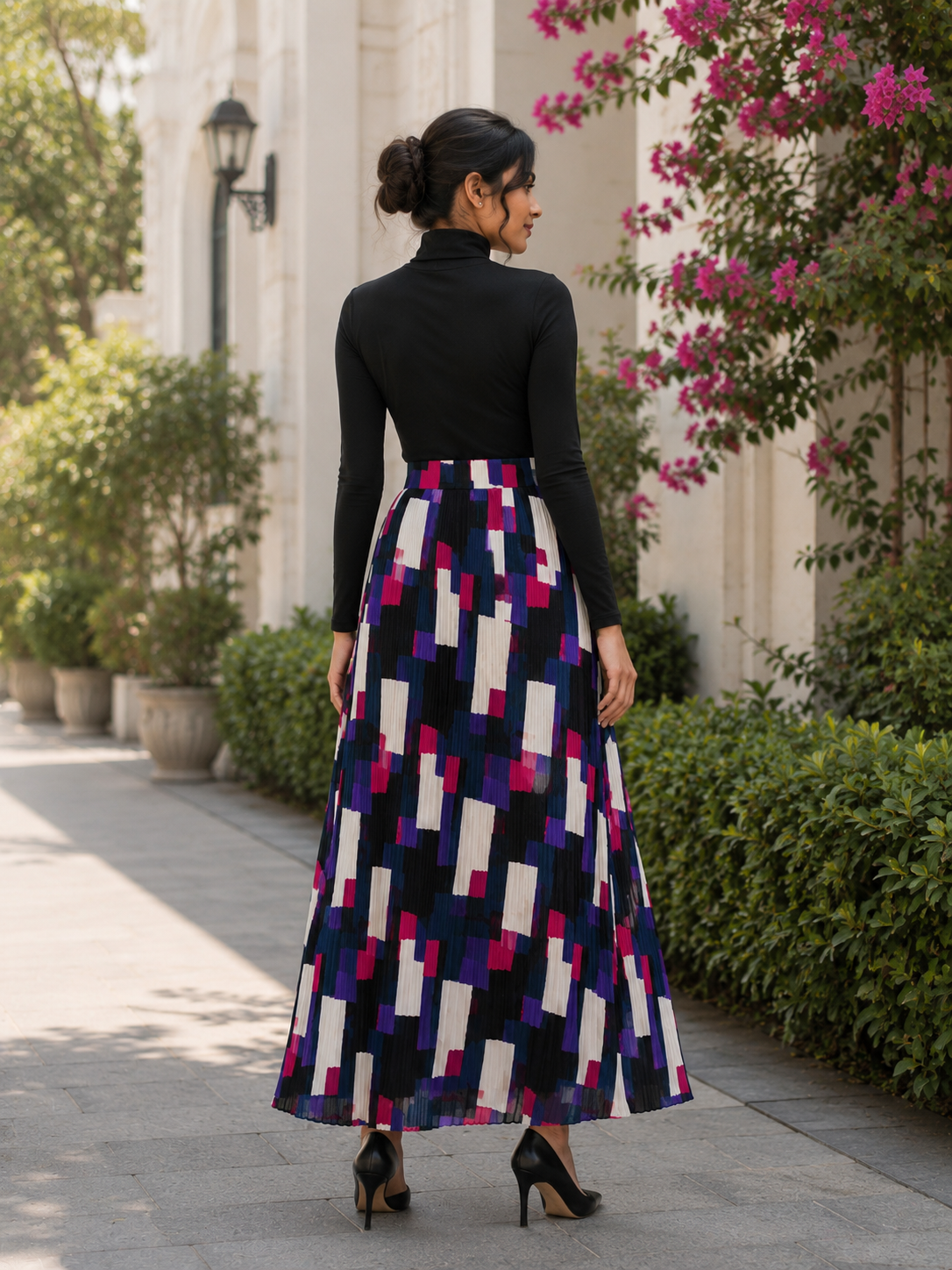 Multi-color geometric printed pleated midi skirt