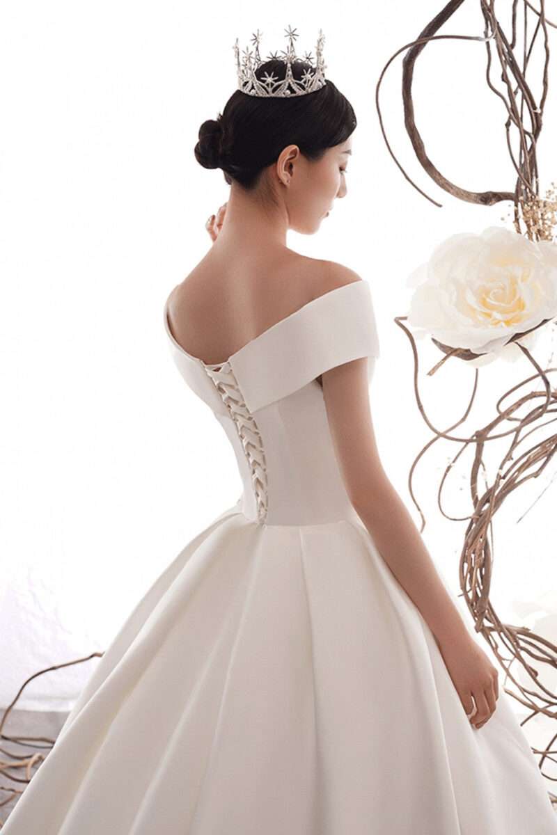 Off Shoulder Corsage Back Vintage Satin Wedding Dress with Trail