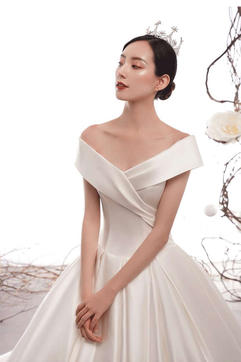 Off Shoulder Corsage Back Vintage Satin Wedding Dress with Trail